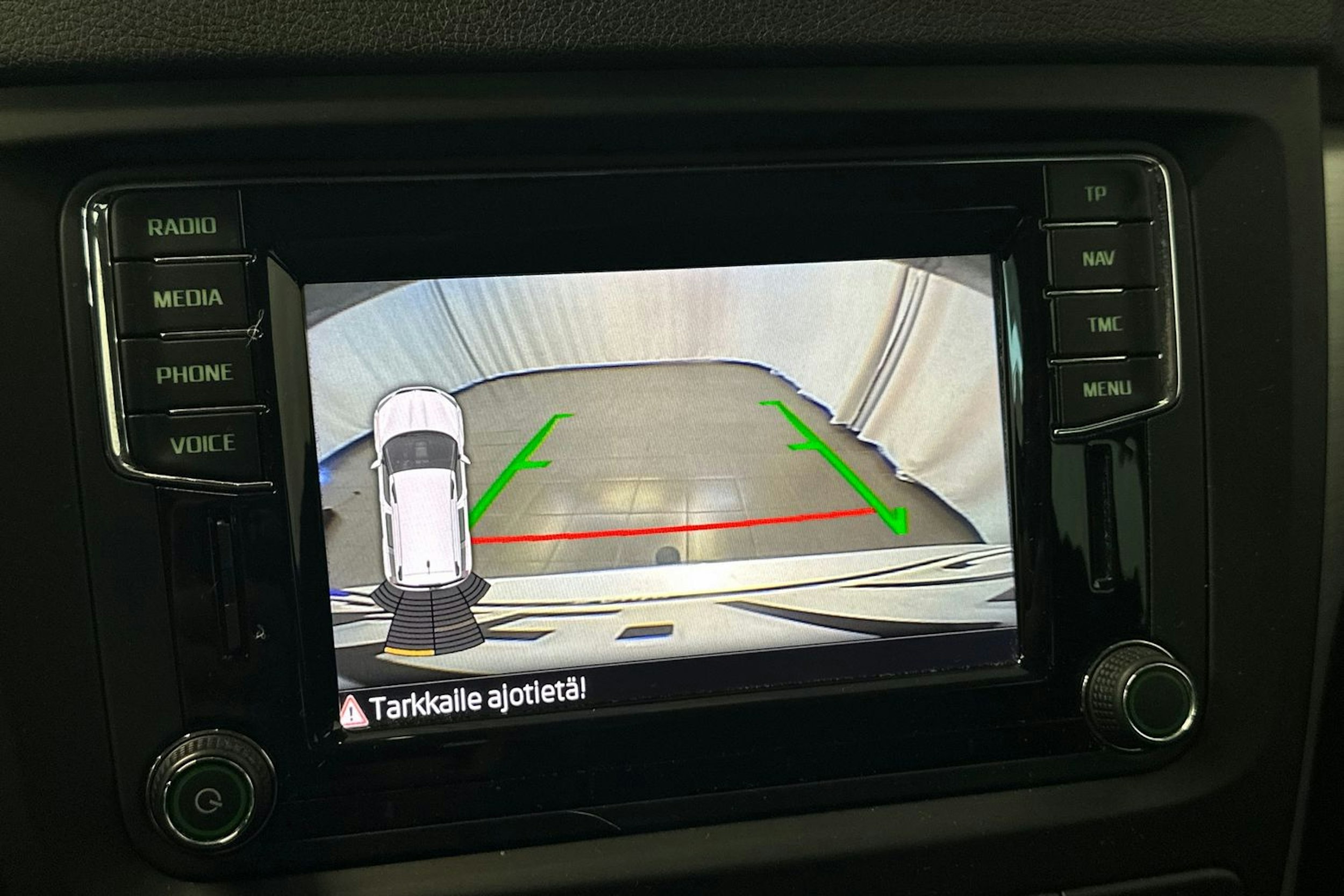 harmaa Skoda Yeti 2016 kuva 26.