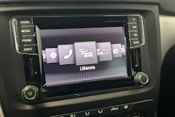 harmaa Skoda Yeti 2016 kuva 31.