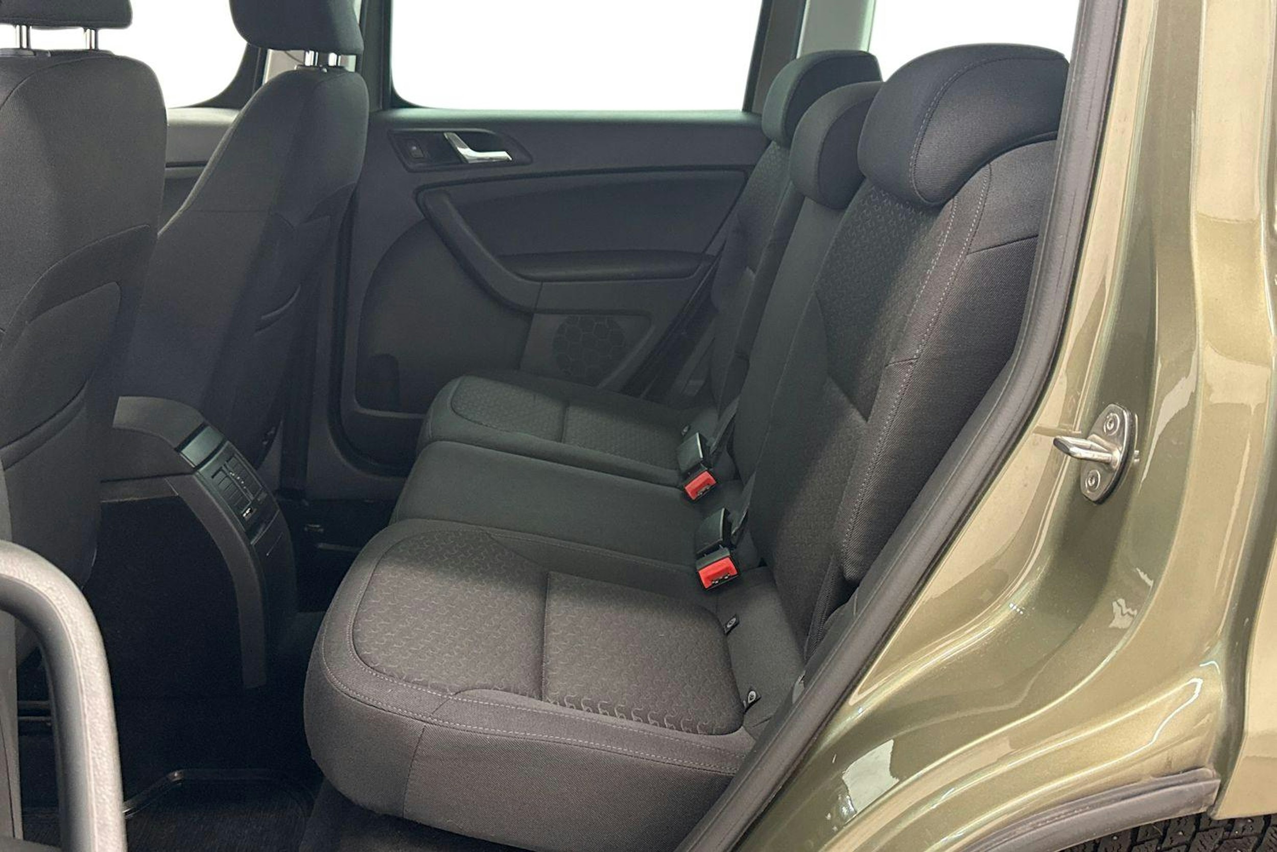 Vihreä Skoda Yeti 2016 kuva 8.