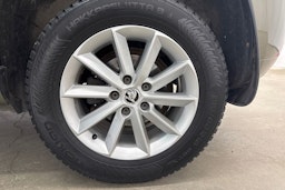 Vihreä Skoda Yeti 2016 kuva 10.