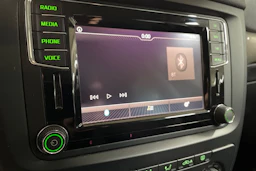 Vihreä Skoda Yeti 2016 kuva 13.