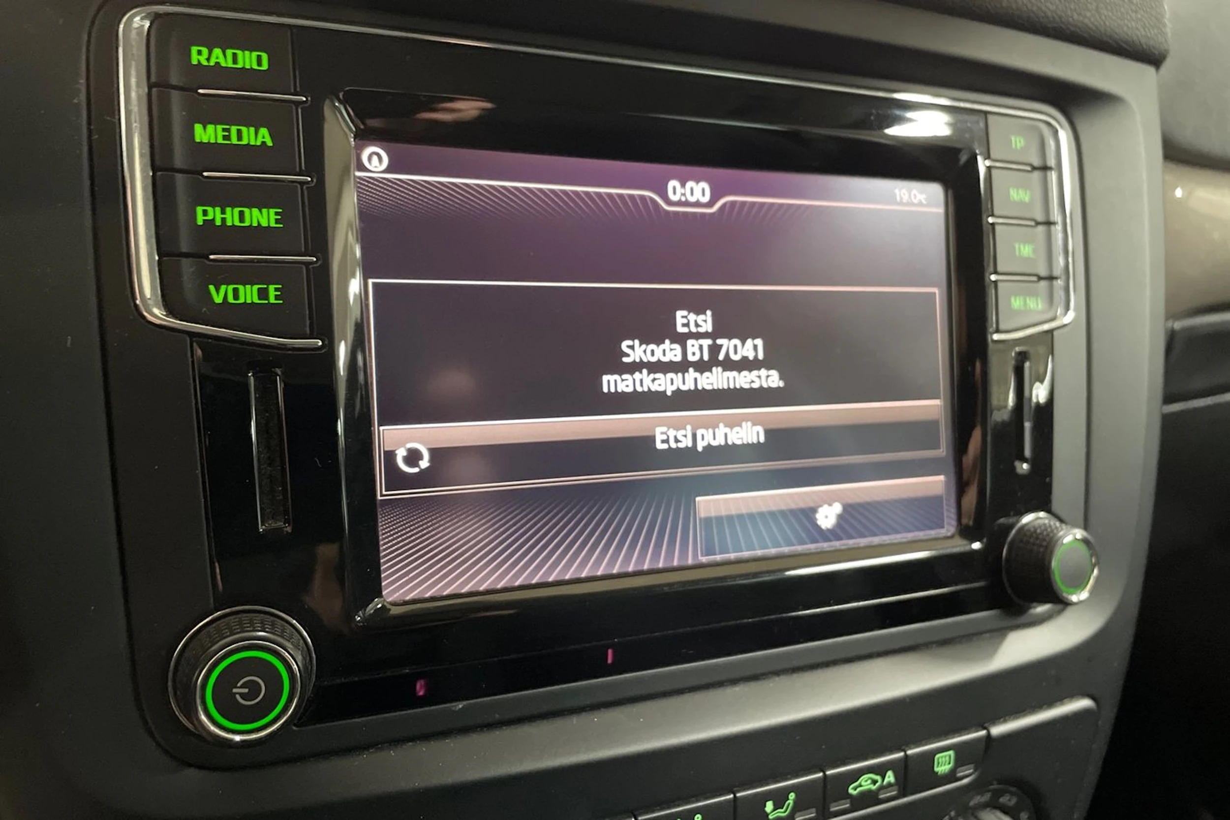 Vihreä Skoda Yeti 2016 kuva 14.
