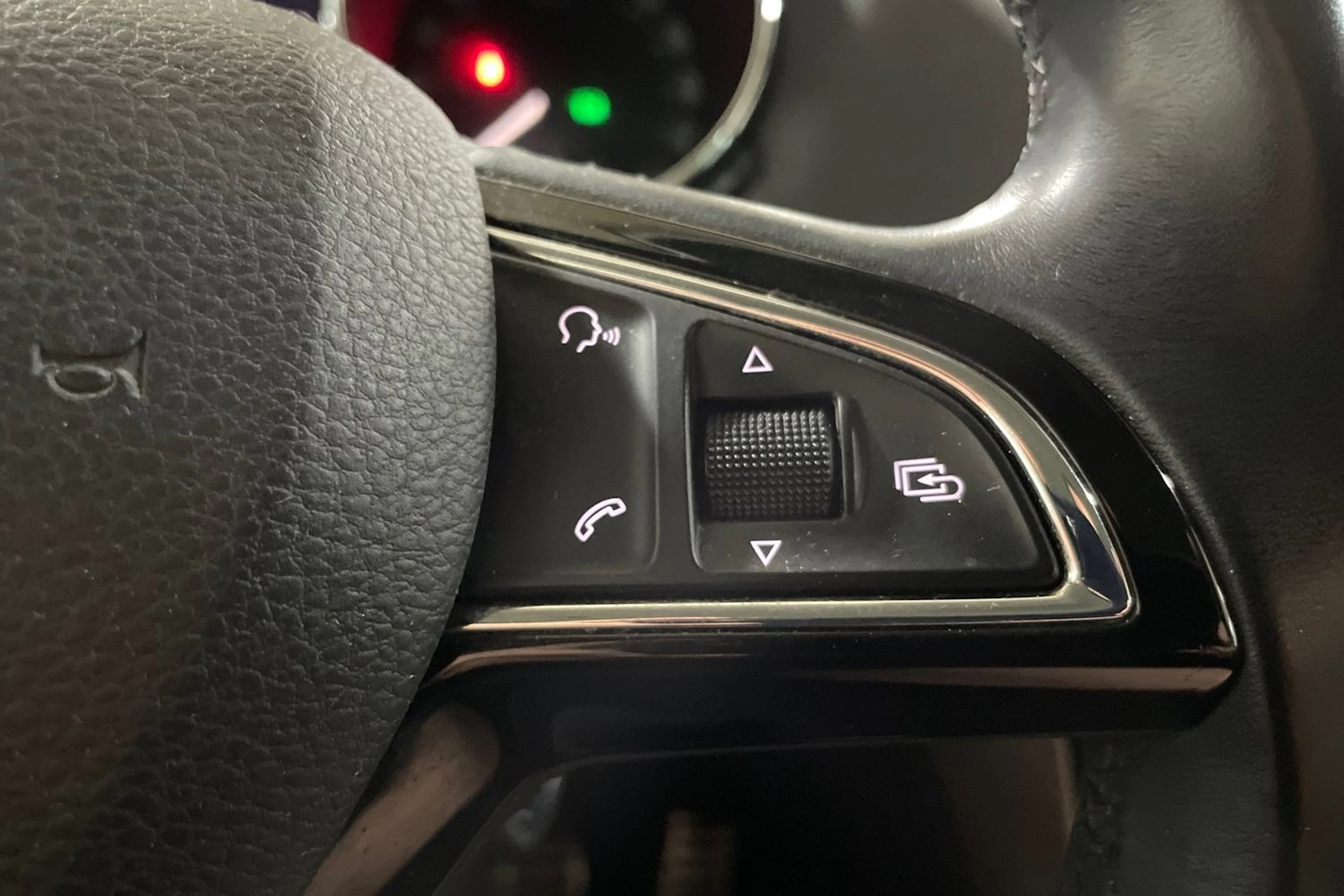 Vihreä Skoda Yeti 2016 kuva 16.