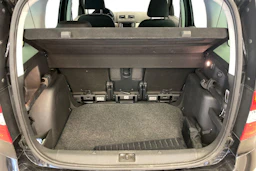 musta Skoda Yeti 2017 kuva 11.