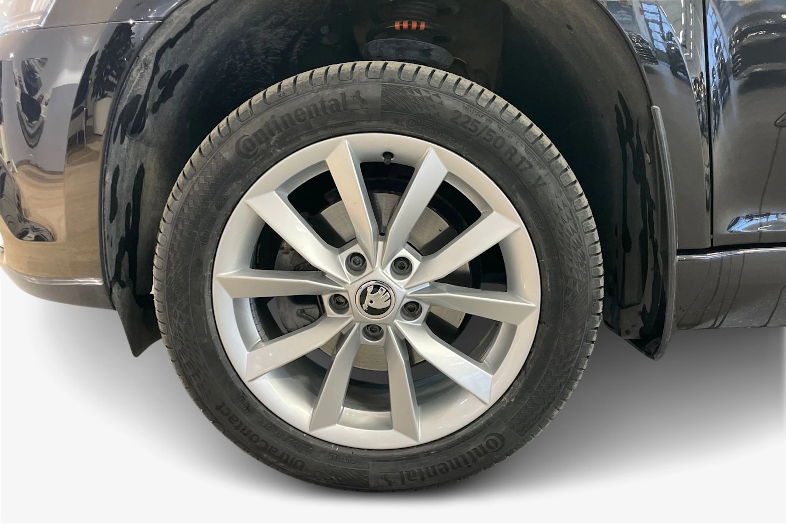 musta Skoda Yeti 2017 kuva 12.