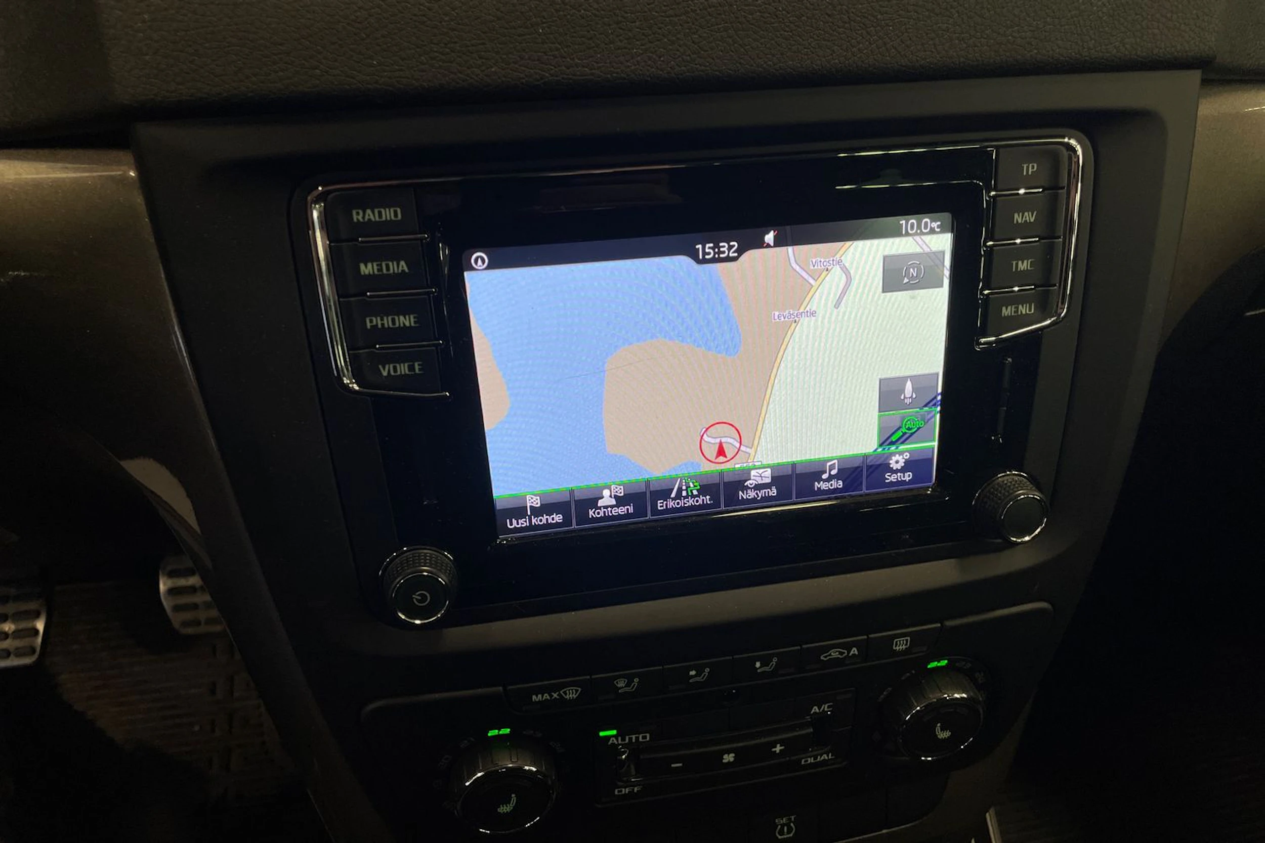 musta Skoda Yeti 2017 kuva 16.