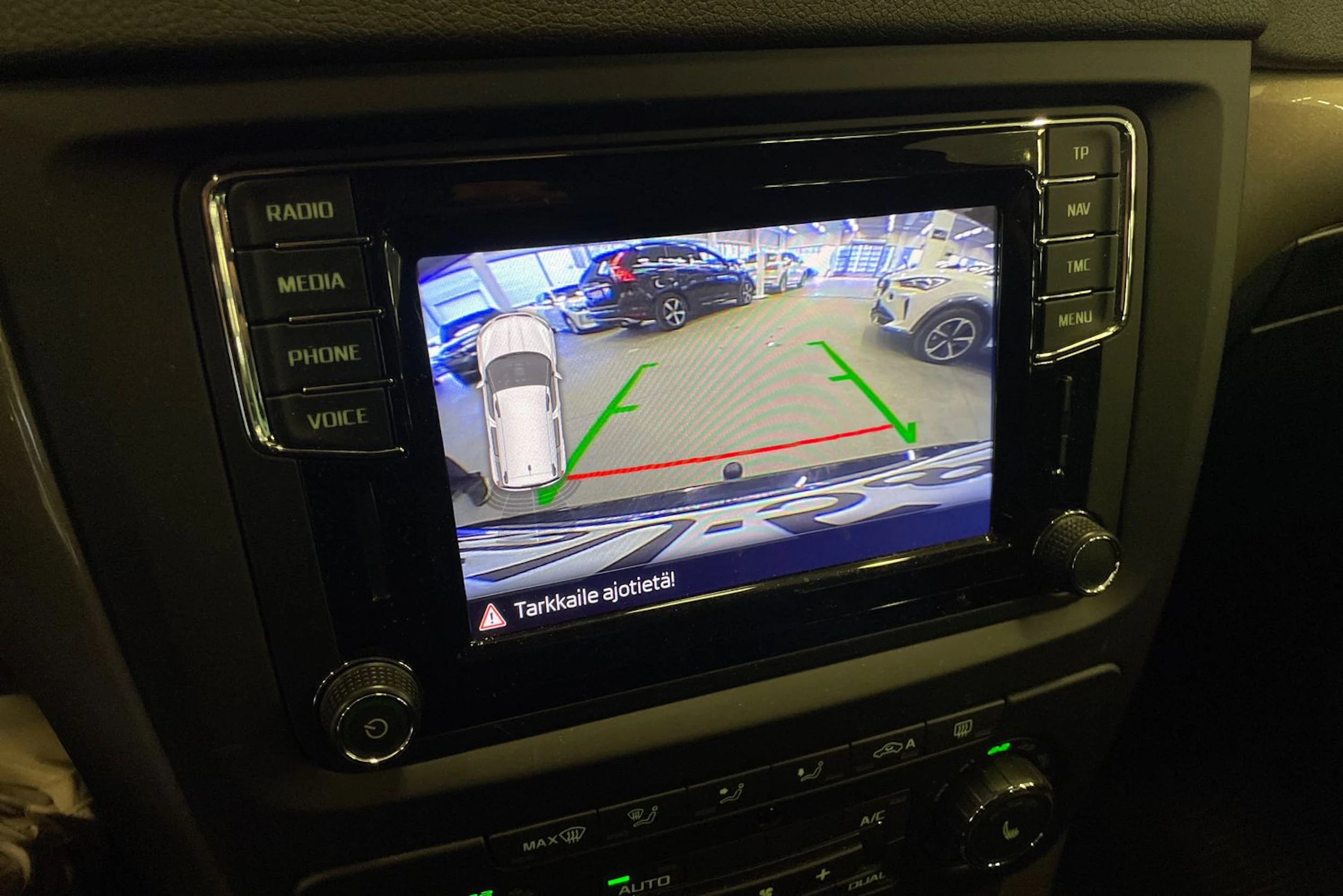 musta Skoda Yeti 2017 kuva 18.