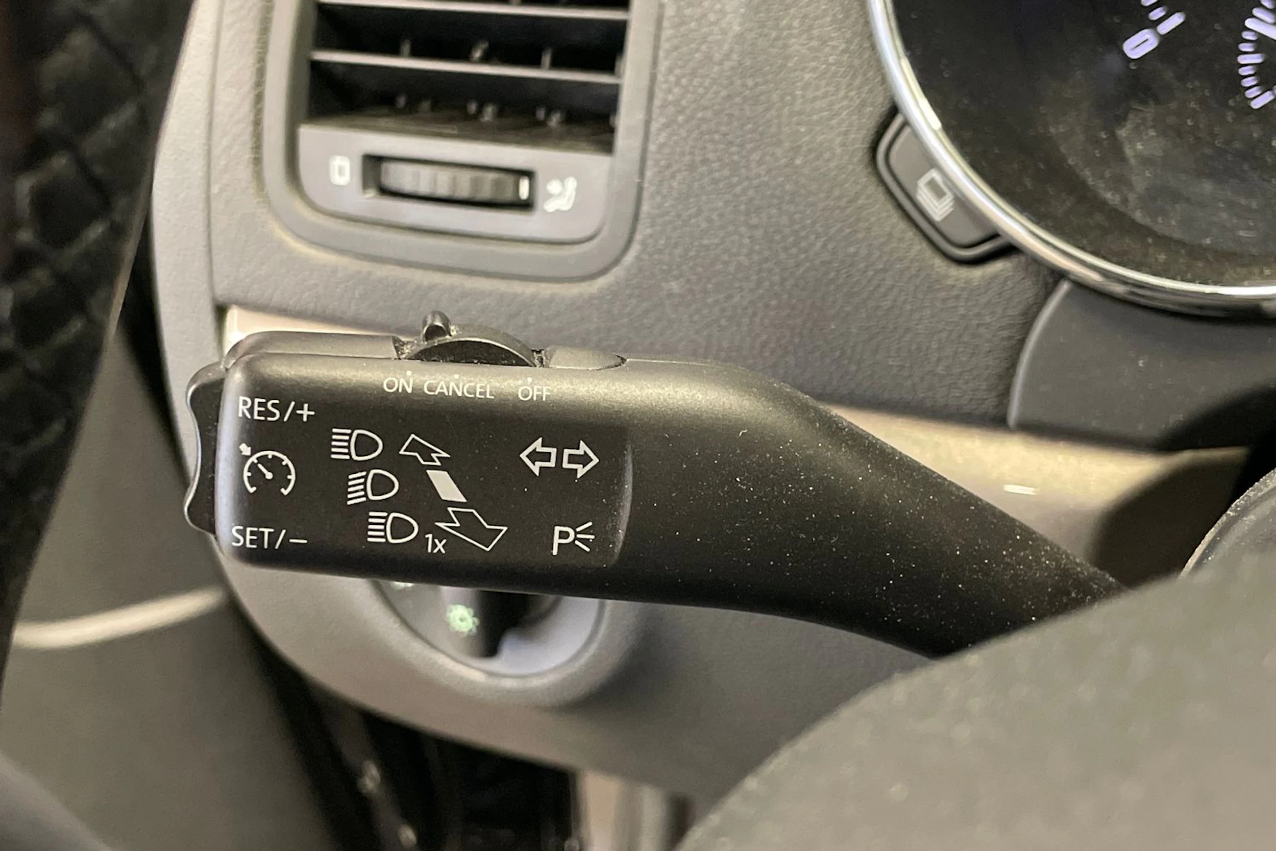 musta Skoda Yeti 2017 kuva 21.