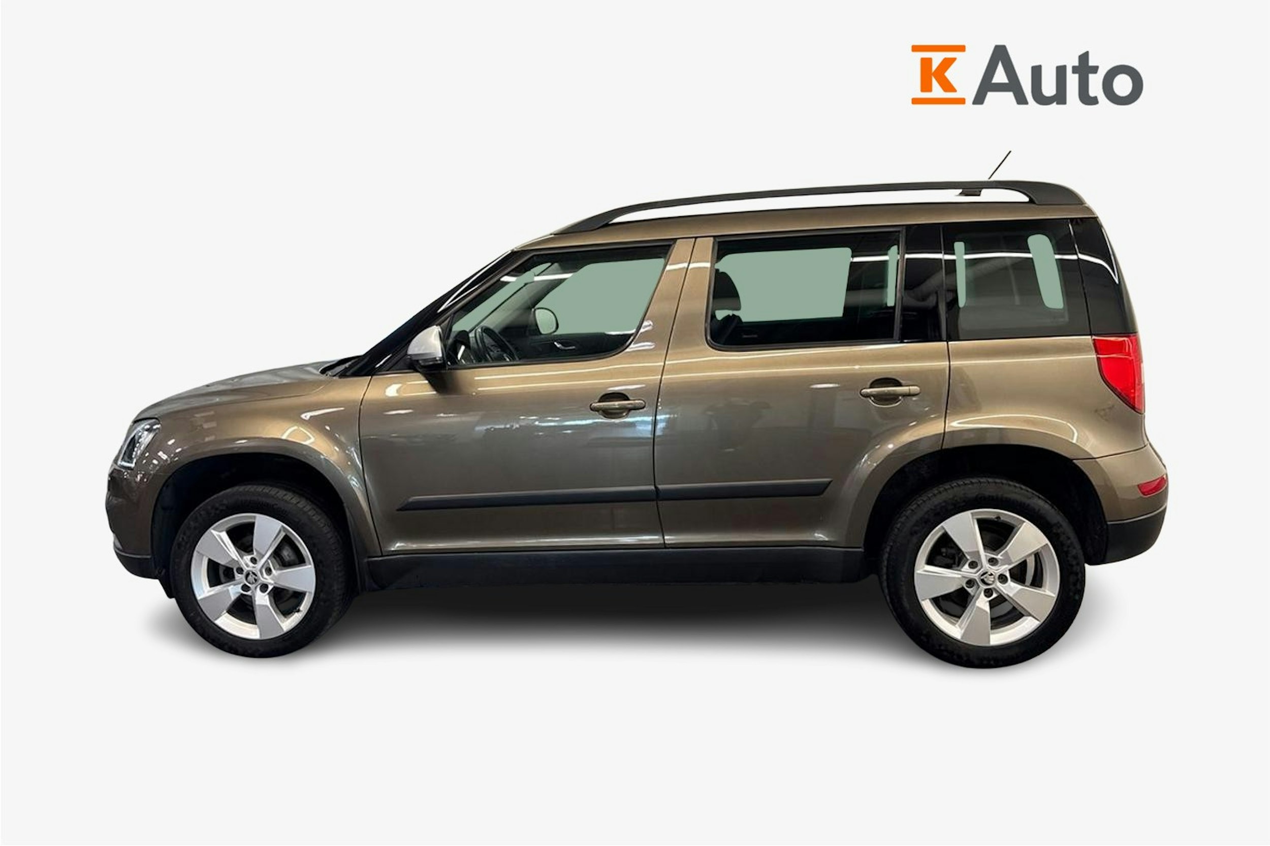 ruskea (beige) Skoda Yeti 2017 kuva 6.
