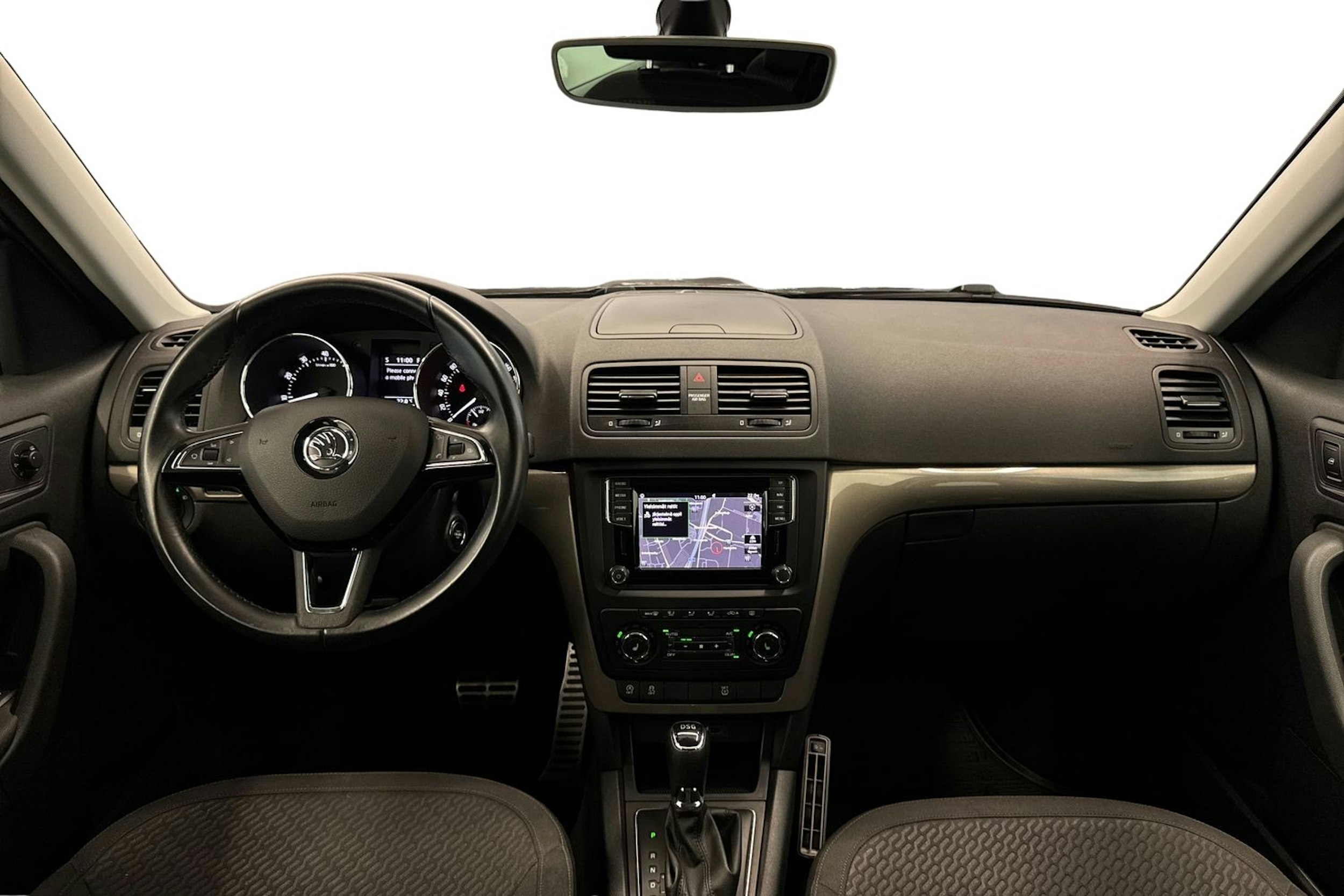 ruskea (beige) Skoda Yeti 2017 kuva 9.