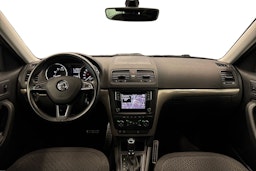 ruskea (beige) Skoda Yeti 2017 kuva 9.