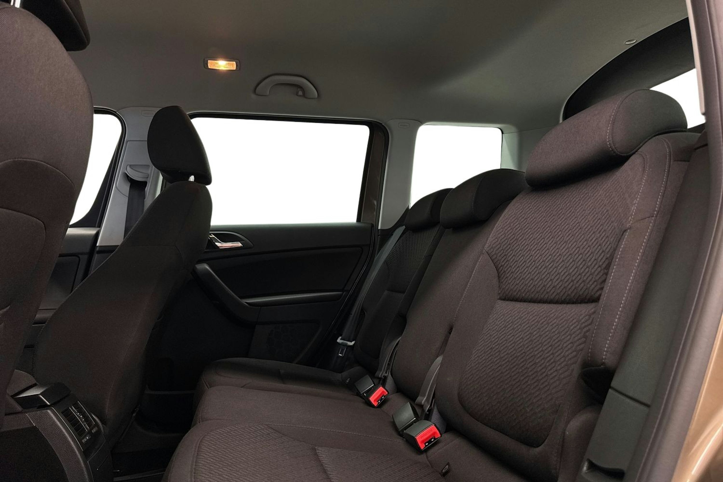 ruskea (beige) Skoda Yeti 2017 kuva 10.
