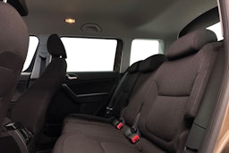 ruskea (beige) Skoda Yeti 2017 kuva 10.