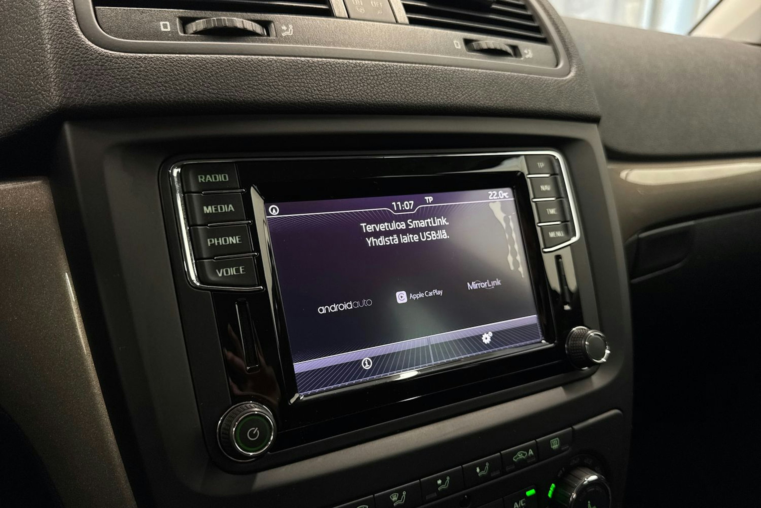 ruskea (beige) Skoda Yeti 2017 kuva 32.