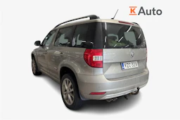 ruskea (beige) Skoda Yeti 2017 kuva 2.