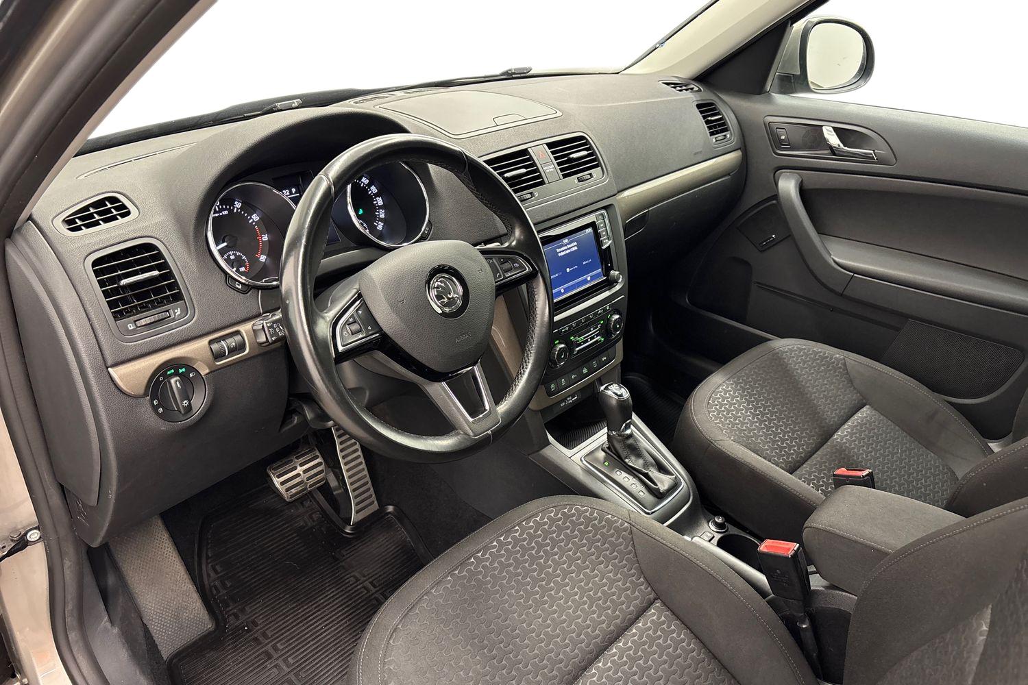 Skoda Yeti 2017, photo 6/22