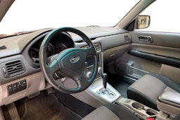 punainen Subaru Forester 2006 kuva 7.