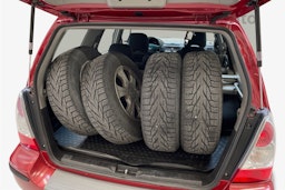 punainen Subaru Forester 2006 kuva 9.
