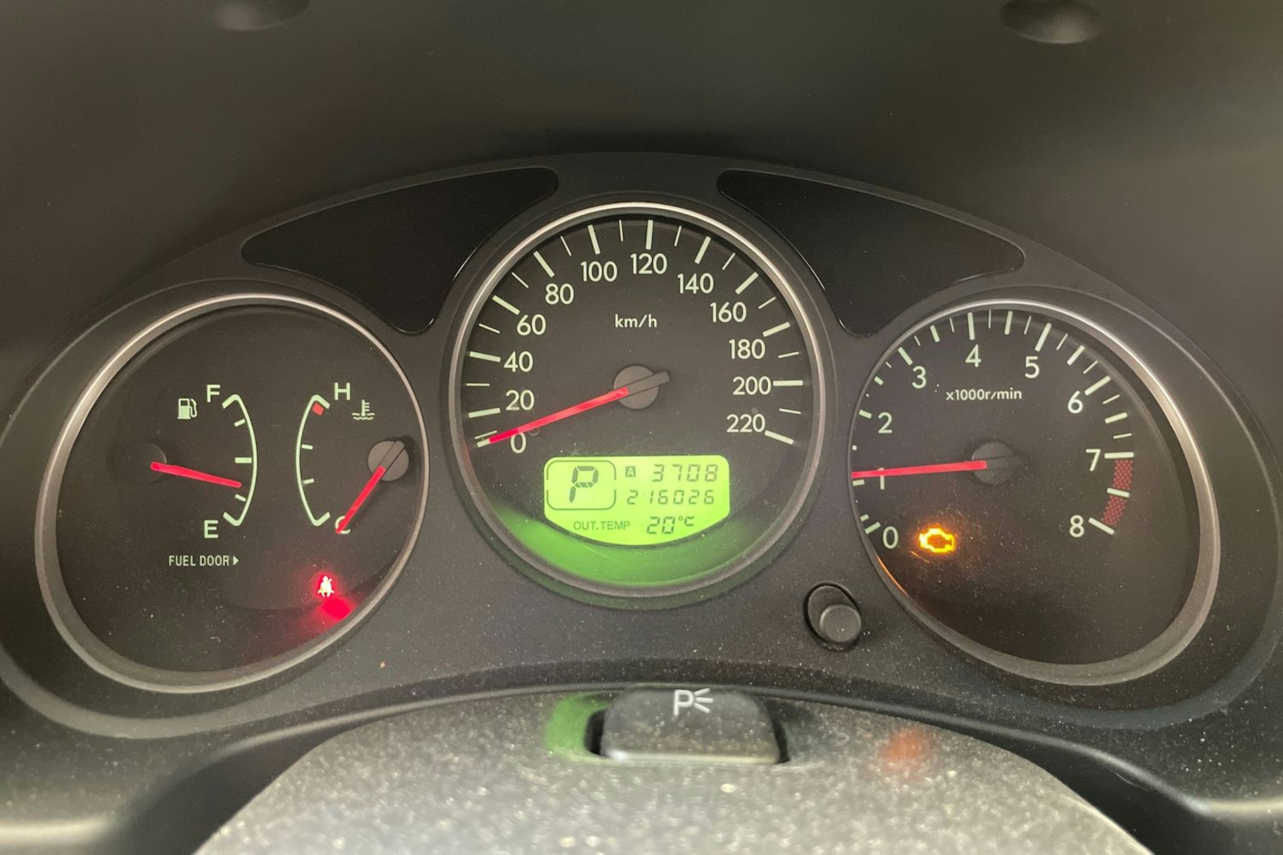punainen Subaru Forester 2006 kuva 12.