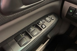 punainen Subaru Forester 2006 kuva 15.