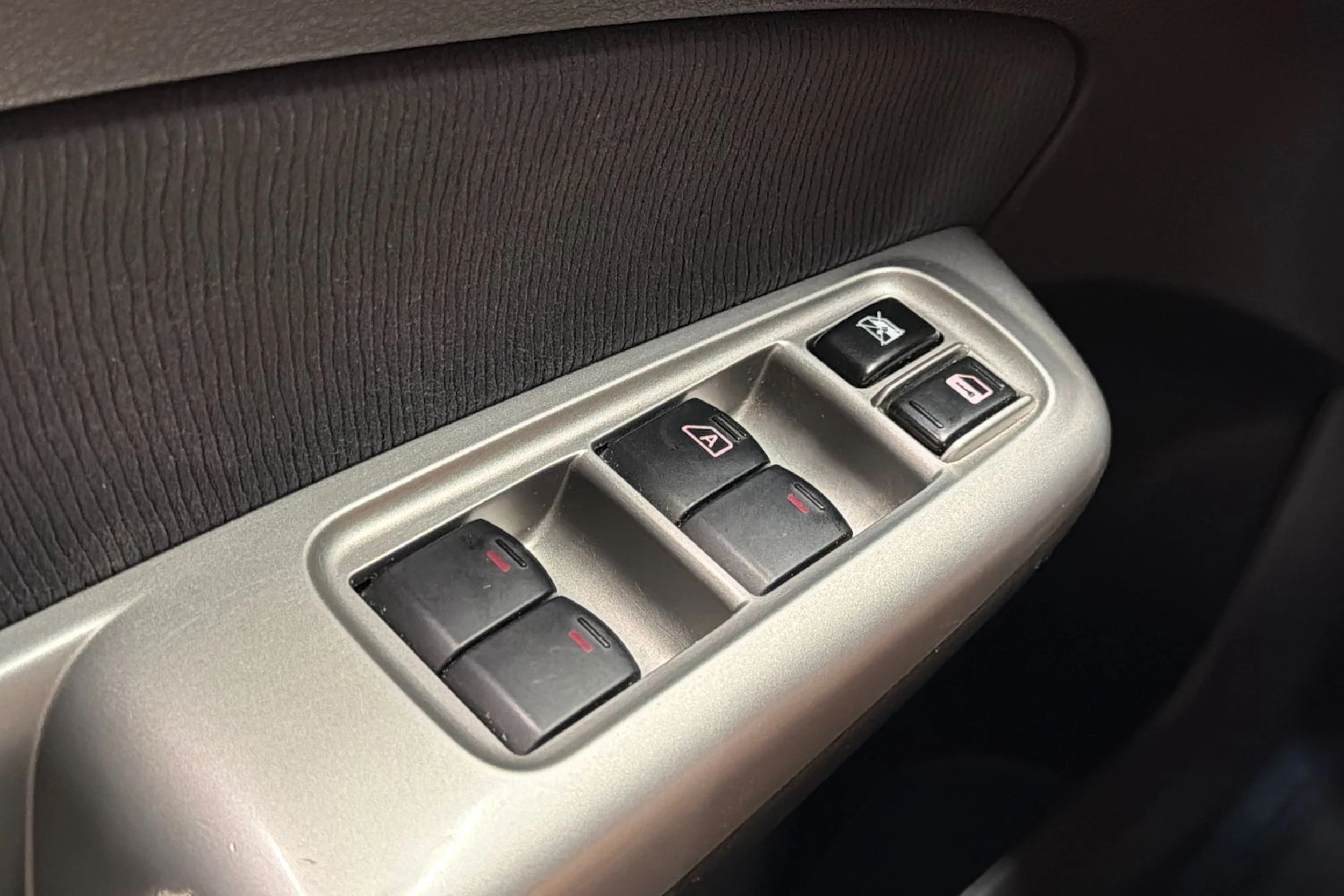 Musta Subaru Forester 2010 kuva 14.