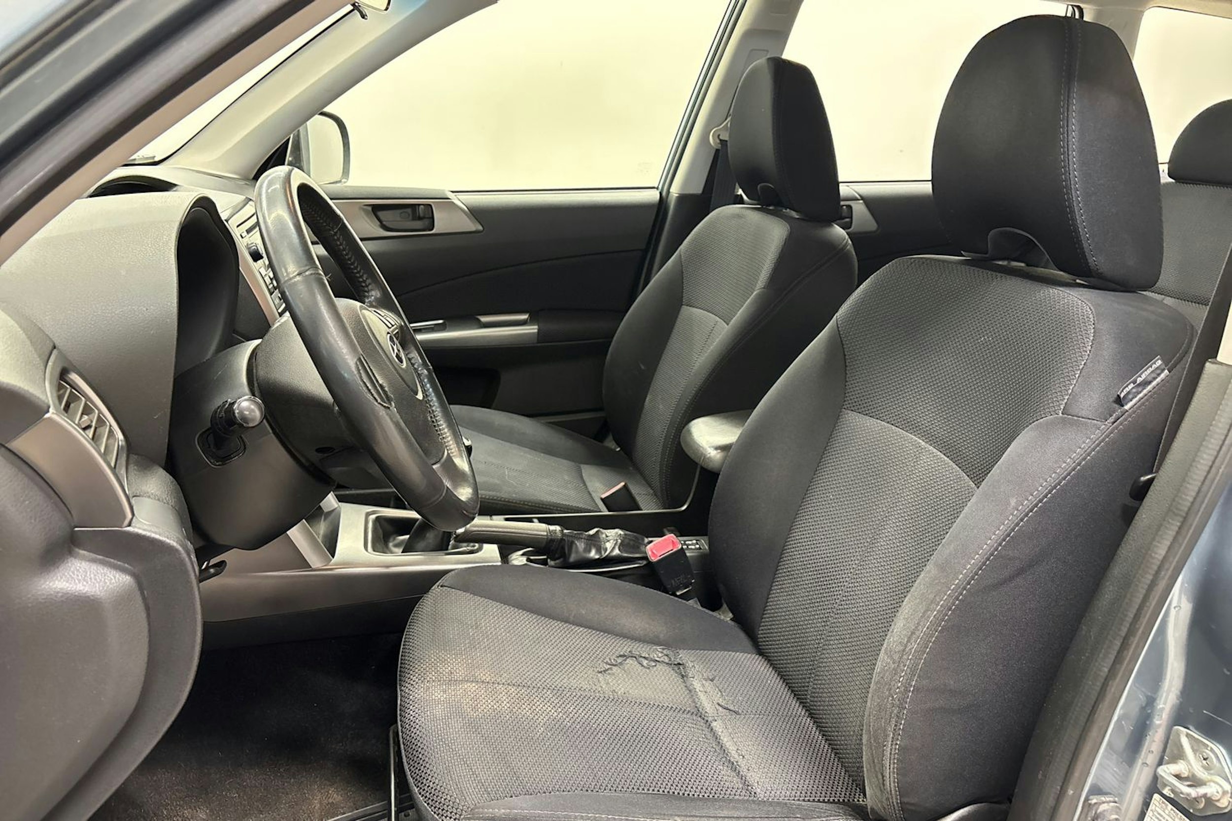 vihreä Subaru Forester 2012 kuva 11.