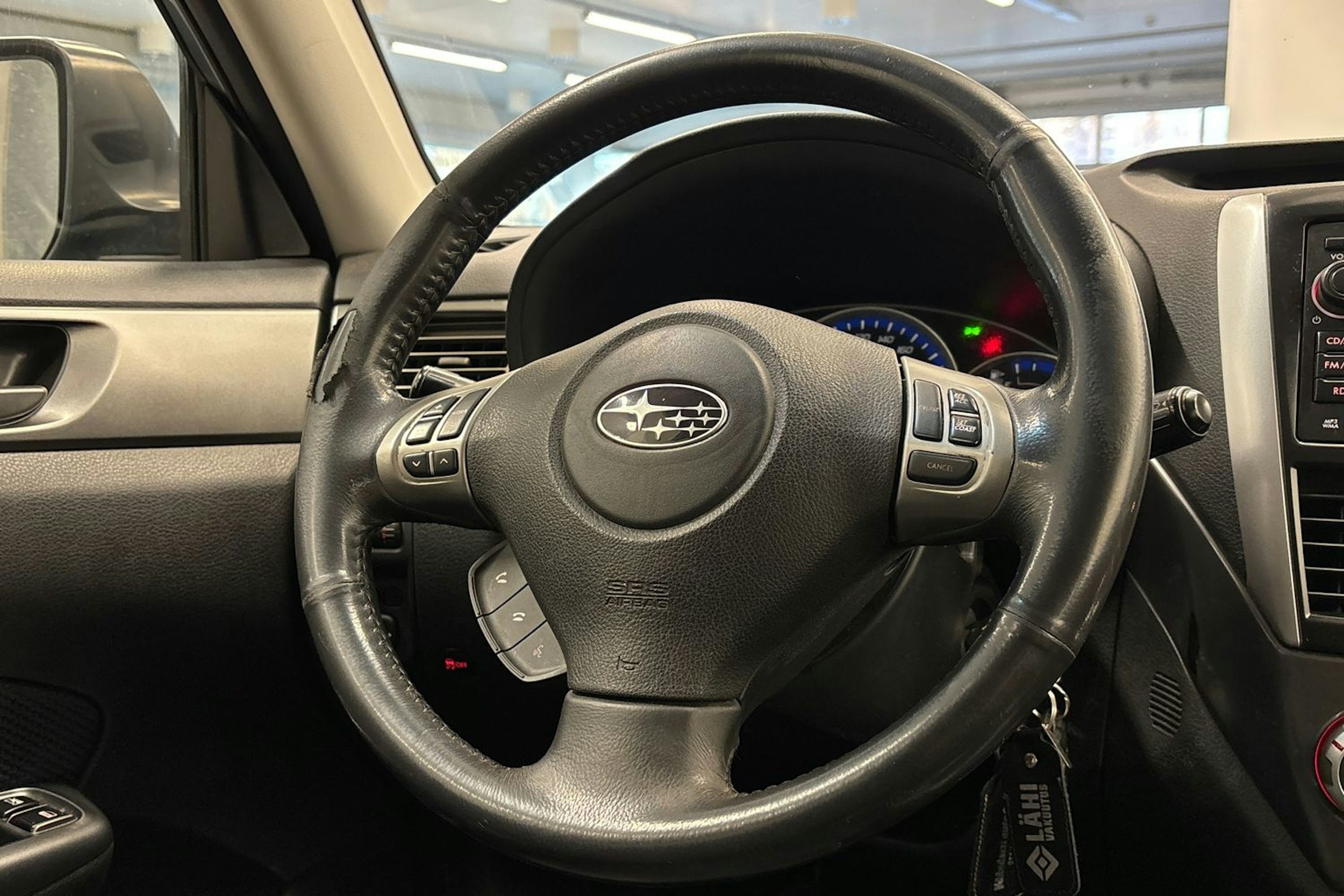 vihreä Subaru Forester 2012 kuva 12.