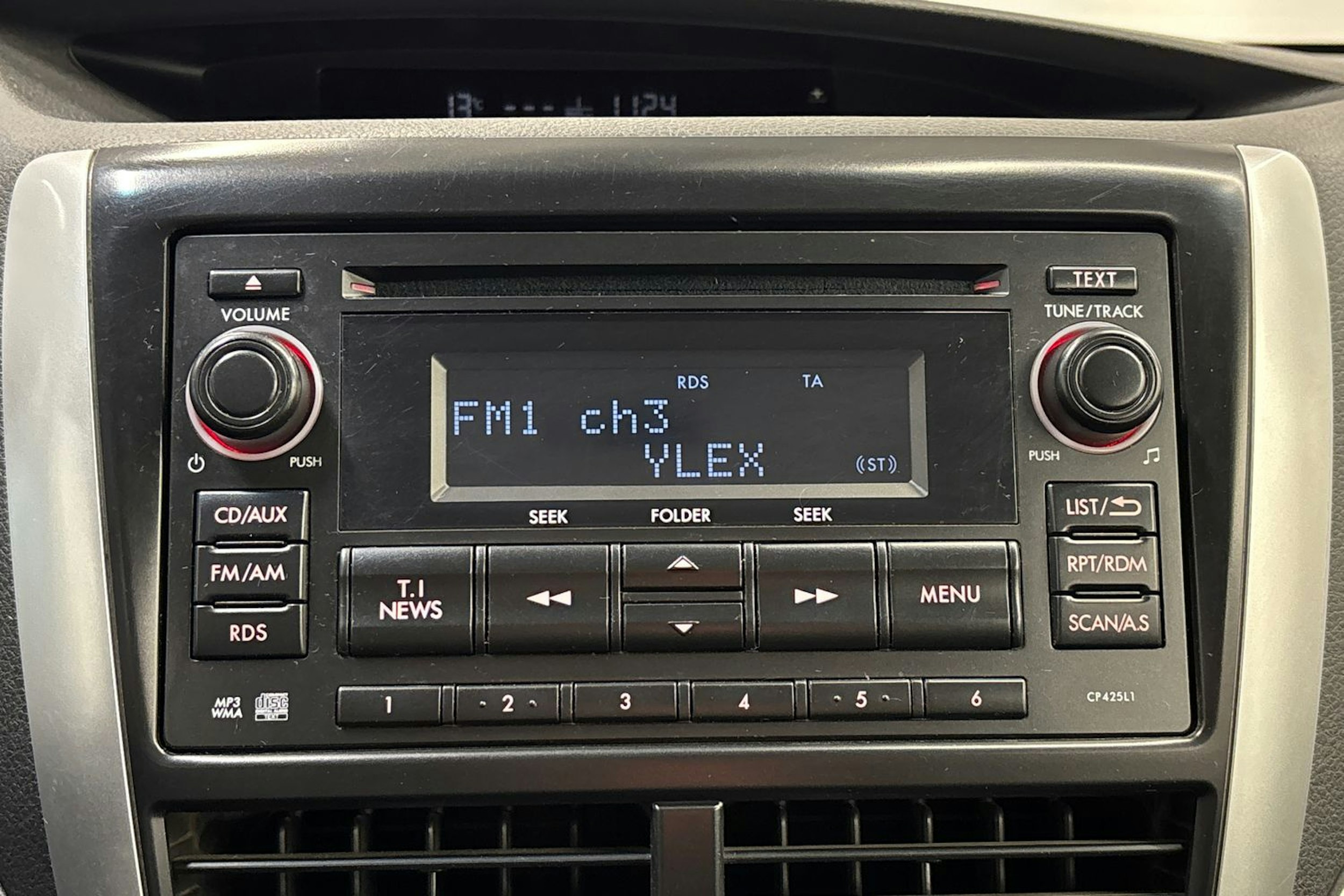 vihreä Subaru Forester 2012 kuva 18.