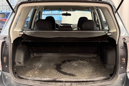 vihreä Subaru Forester 2012 kuva 23.