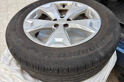 sininen Subaru Forester 2013 kuva 11.