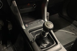 valkoinen Subaru Forester 2013 kuva 20.