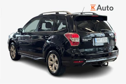 Musta Subaru Forester 2013 kuva 2.
