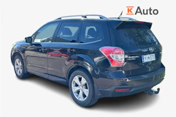 musta Subaru Forester 2013 kuva 2.