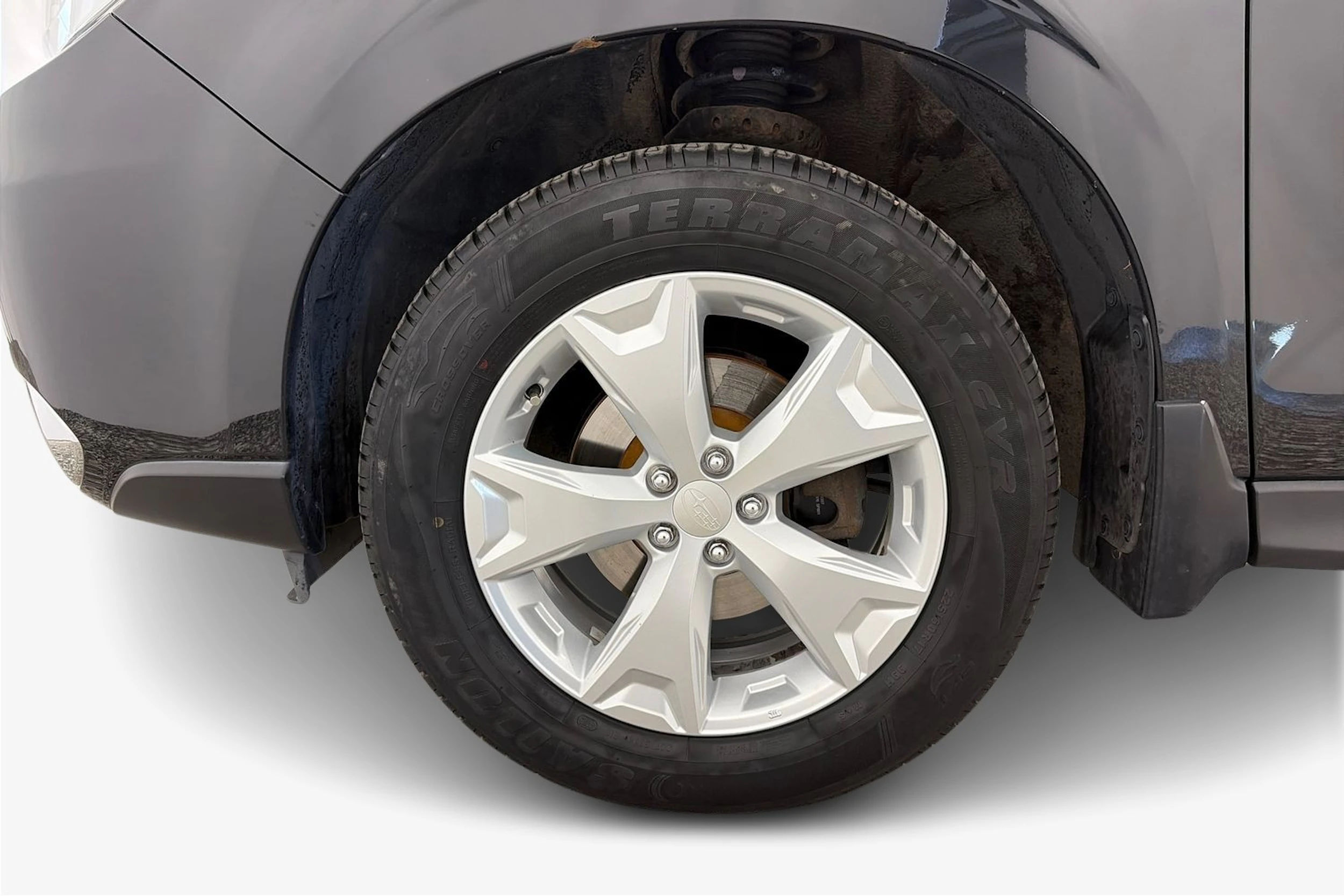 musta Subaru Forester 2013 kuva 9.