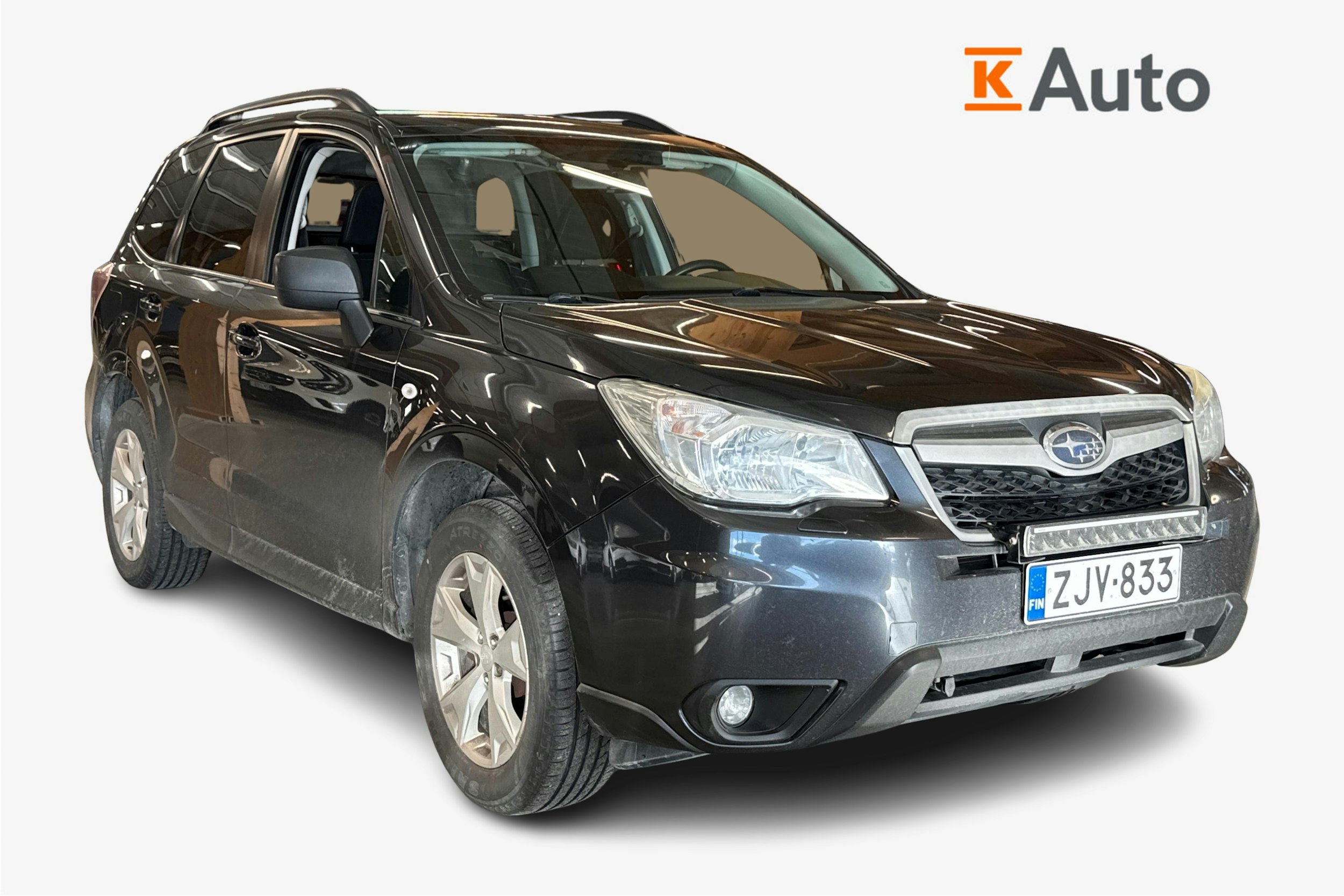 harmaa Subaru Forester 2013 kuva 1.