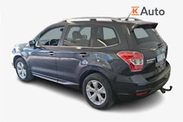 harmaa Subaru Forester 2014 kuva 2.