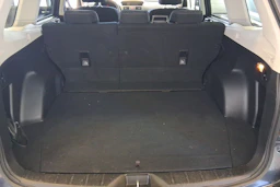 harmaa Subaru Forester 2014 kuva 11.