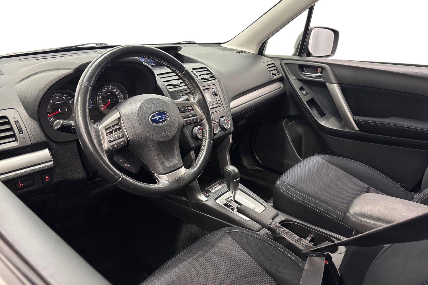 Subaru Forester 2,0 XS CVT 2014, photo 6/23