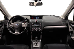 harmaa Subaru Forester 2014 kuva 7.