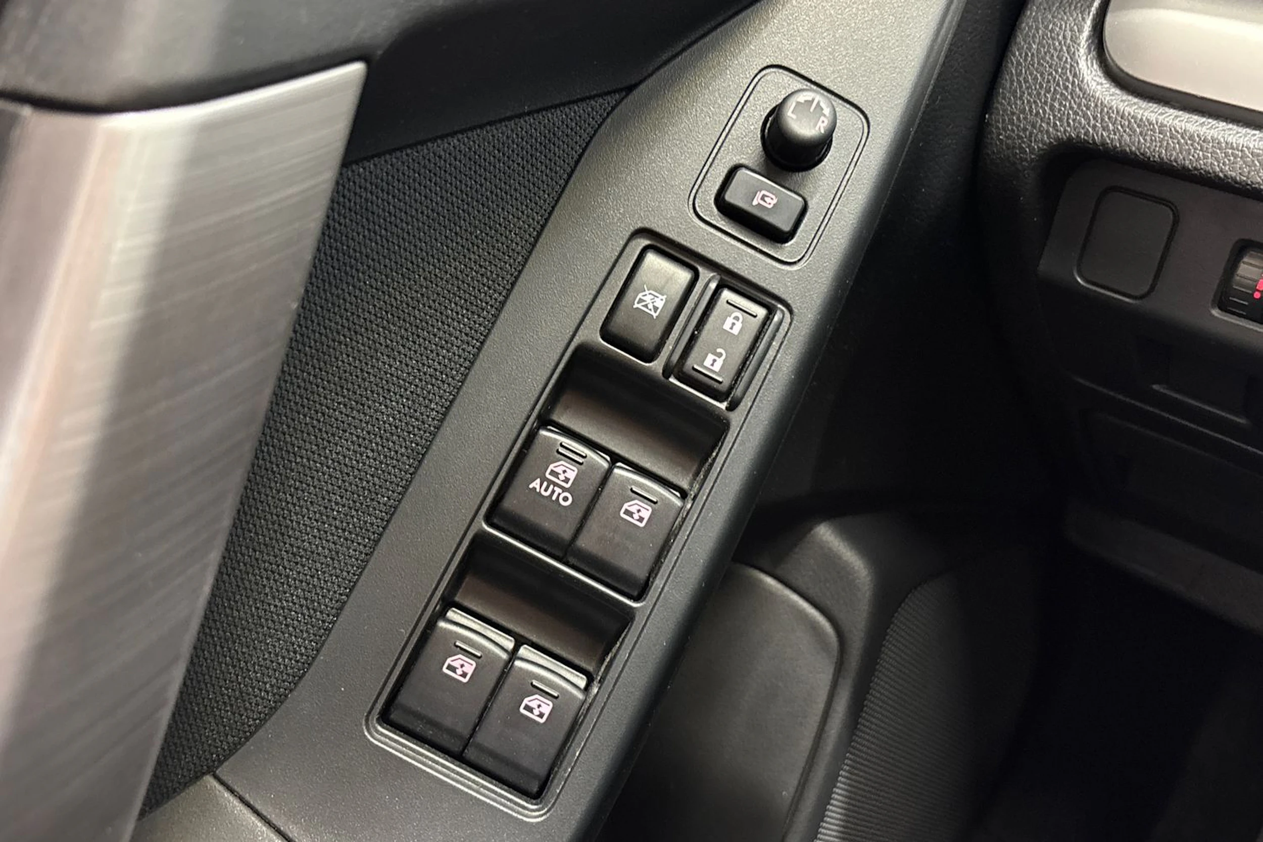 harmaa Subaru Forester 2014 kuva 19.