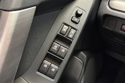harmaa Subaru Forester 2014 kuva 19.