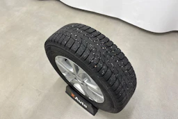 harmaa Subaru Forester 2014 kuva 22.