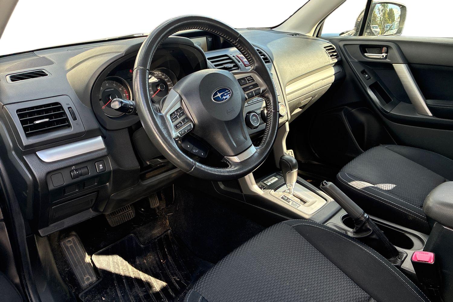 Subaru Forester 2,0i XS CVT 2014, kuva 3/3