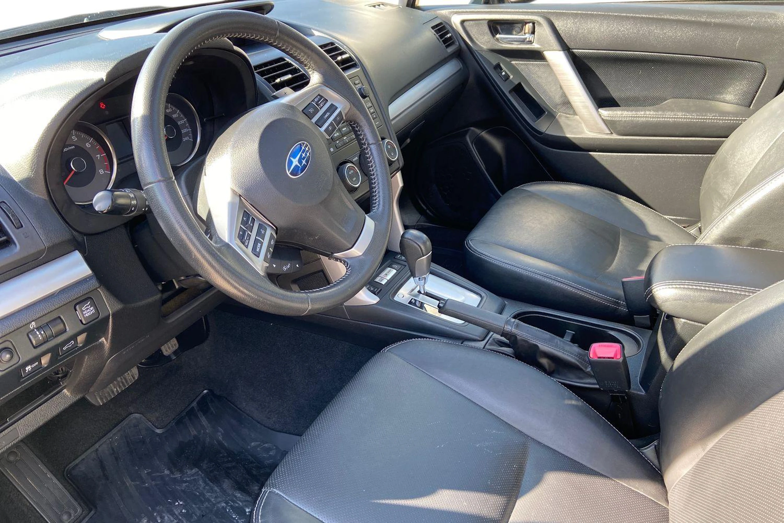 hopea Subaru Forester 2014 kuva 8.
