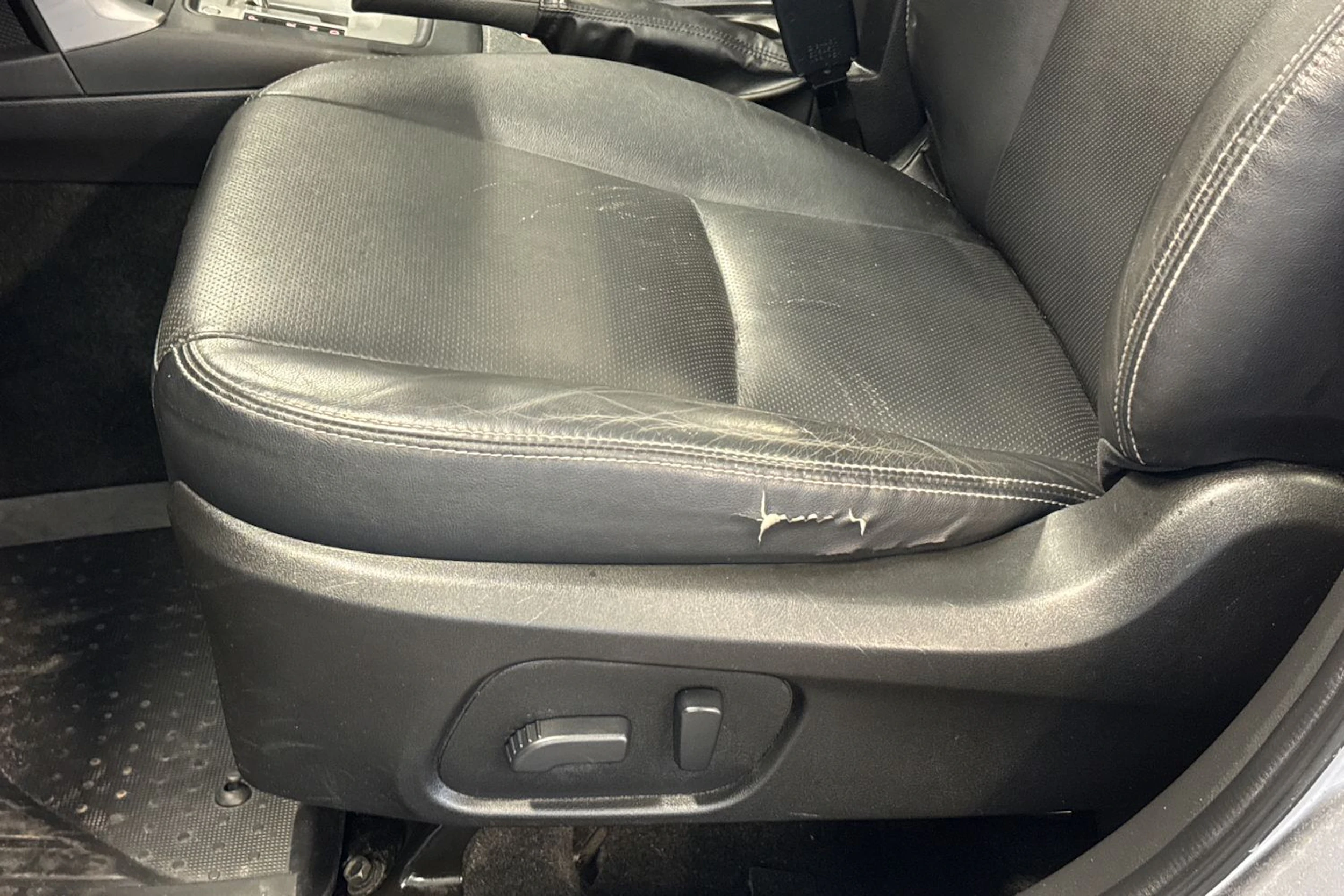 hopea Subaru Forester 2014 kuva 21.