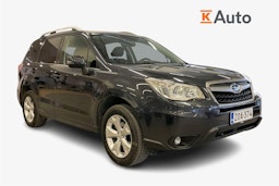 Harmaa Subaru Forester 2015 kuva 1.