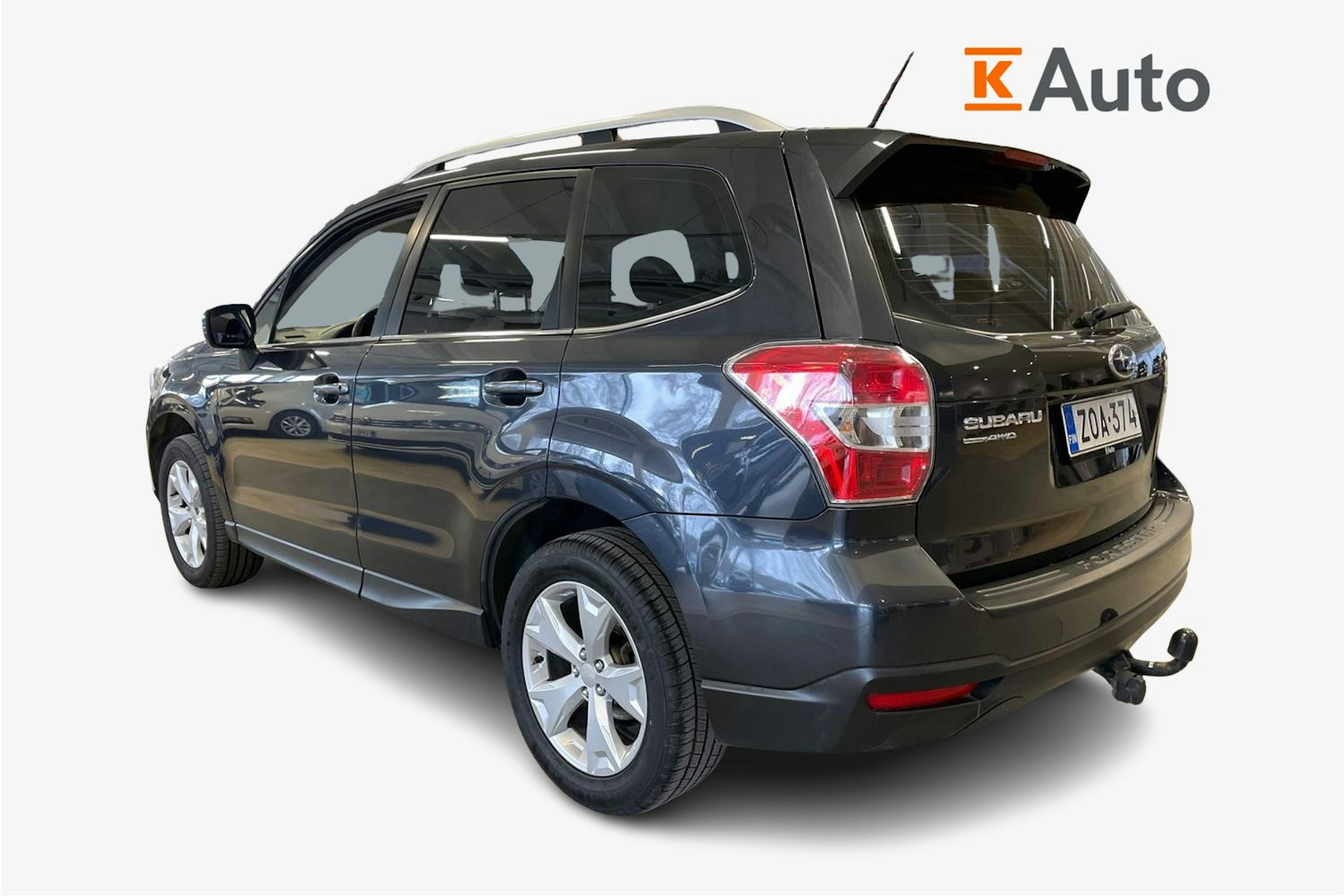 Harmaa Subaru Forester 2015 kuva 2.