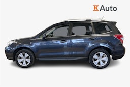 Harmaa Subaru Forester 2015 kuva 6.