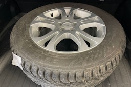 Harmaa Subaru Forester 2015 kuva 13.