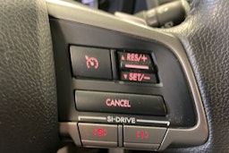 Harmaa Subaru Forester 2015 kuva 24.